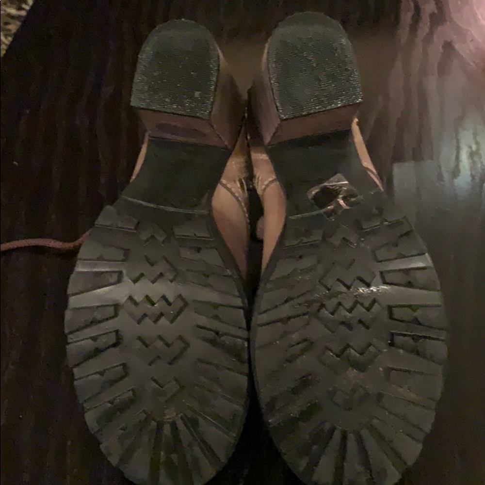 Bootees - Picture 2 of 3